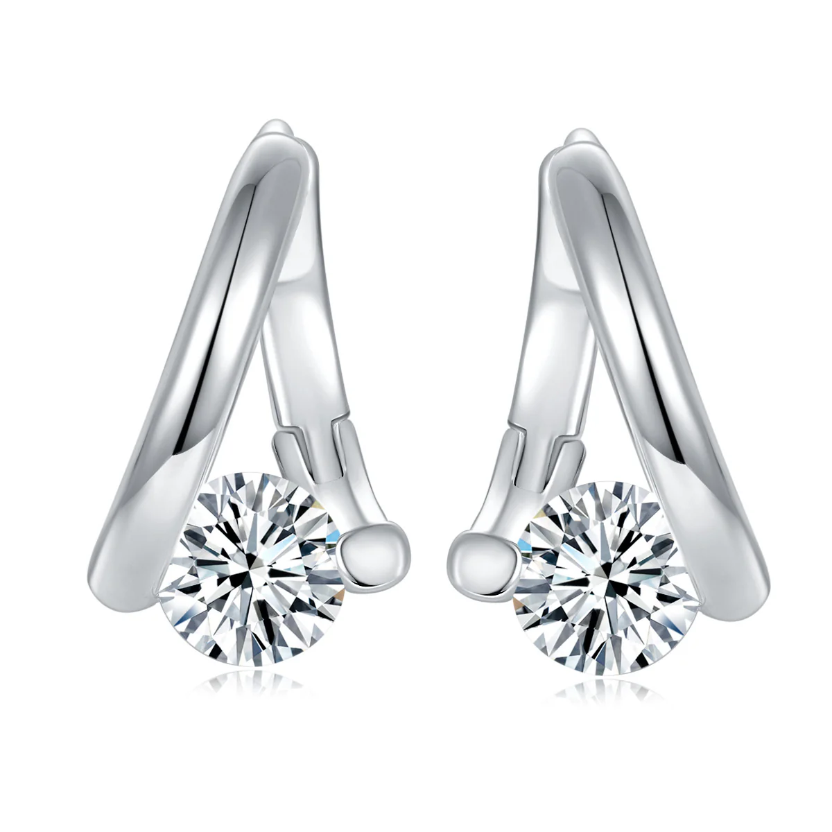 IE0055 0.5CT MOISSANITE DIAMOND HOOP EARRING IN STERLING SILVER