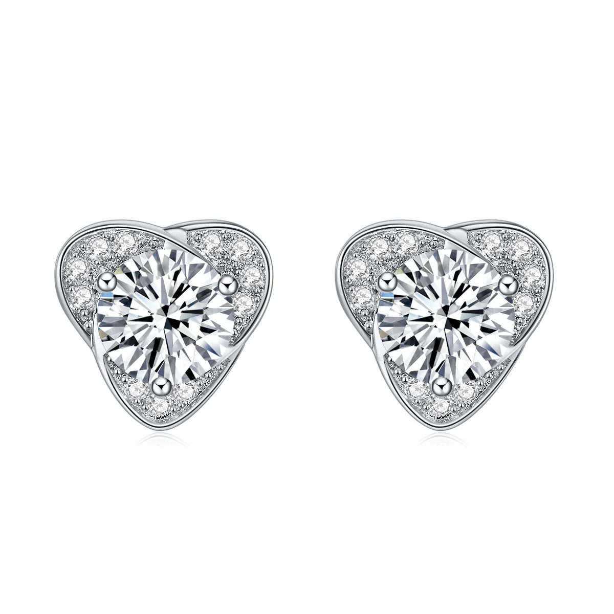 IE4024 0.5CT ENCASED MOISSANITE STUD EARRING IN STERLING SILVER