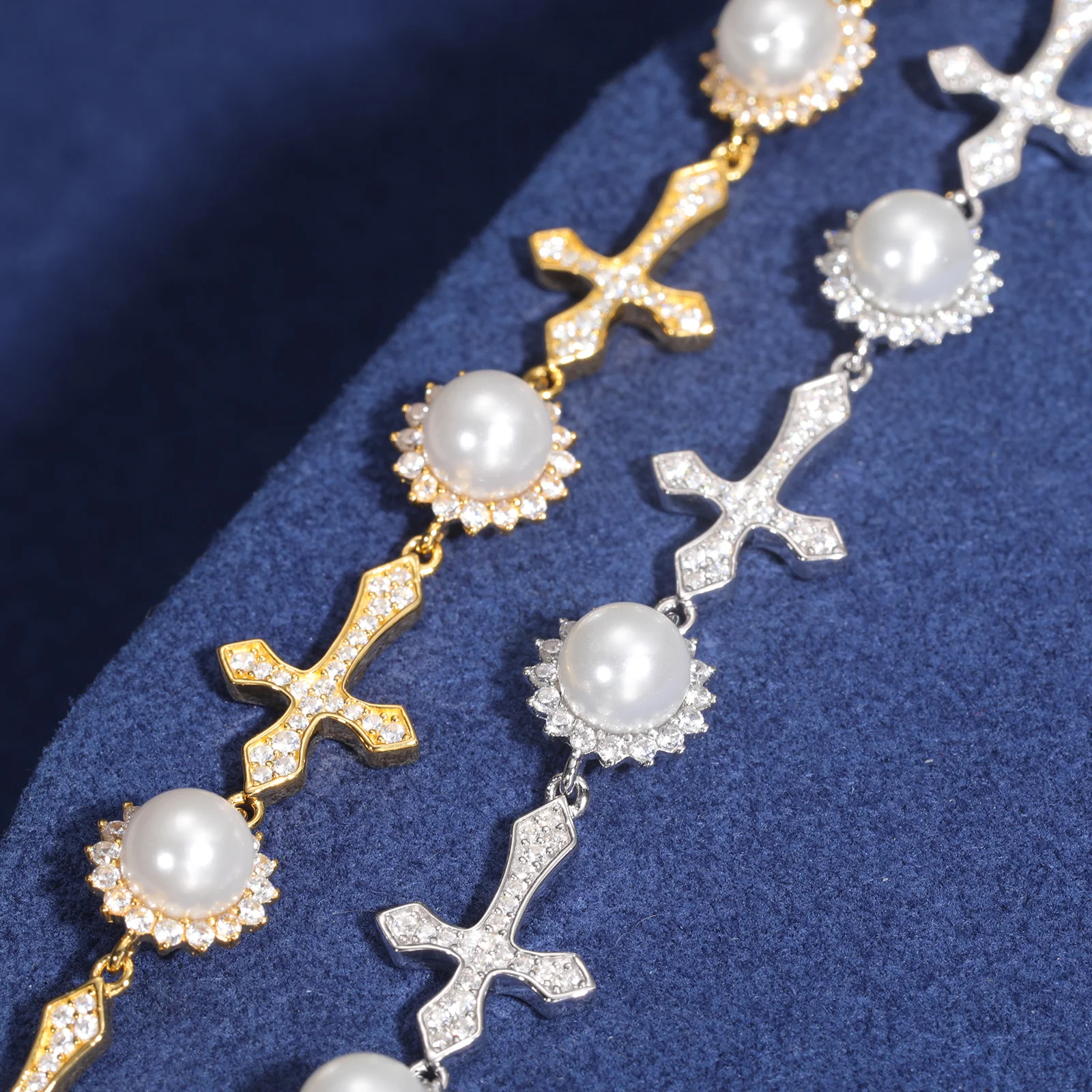 MOISSANITE DIAMOND SURROUND SET PEARL FLOWER CROSS LINK BRACELET IN STERLING SILVER - Image 4