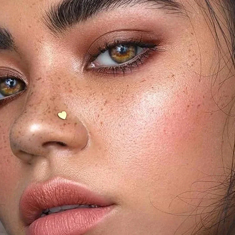 STAR NUGGET L BEND NOSE RING IN SOLID GOLD - Image 2